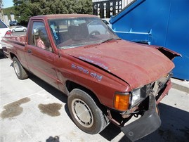 1986 TOYOTA PICK UP MAROON 2.4 MT 2WD Z19718